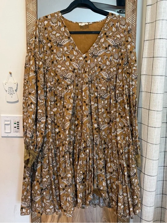 ANTHROPLOGIE Mustard Floral V-Neck Tiered Dress - Picture 1 of 4